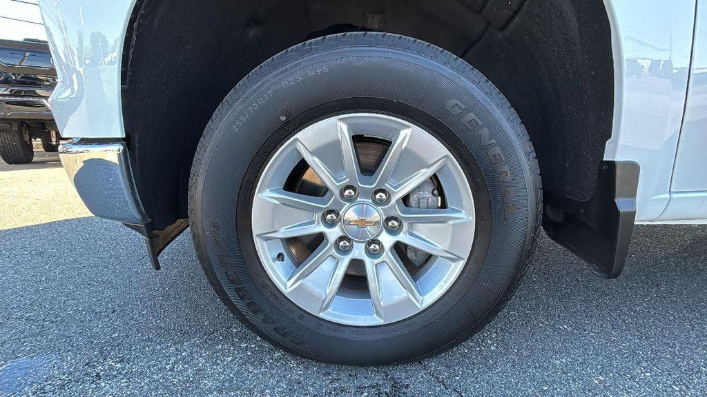 used 2025 Chevrolet Silverado 1500 car, priced at $43,352