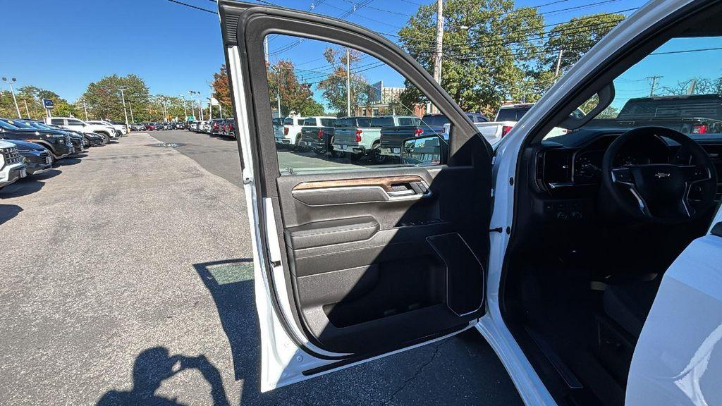 used 2025 Chevrolet Silverado 1500 car, priced at $43,352