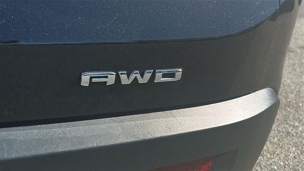 used 2023 GMC Acadia car, priced at $30,687