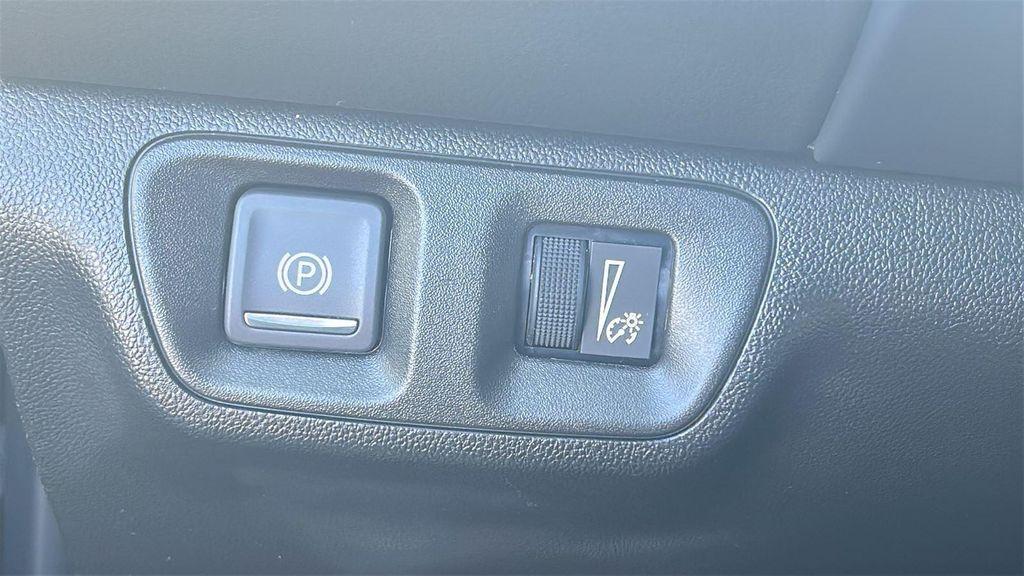 used 2023 GMC Acadia car, priced at $30,687