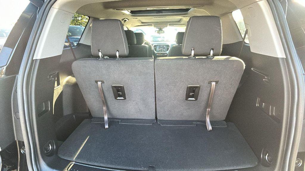 used 2022 GMC Acadia car, priced at $26,388