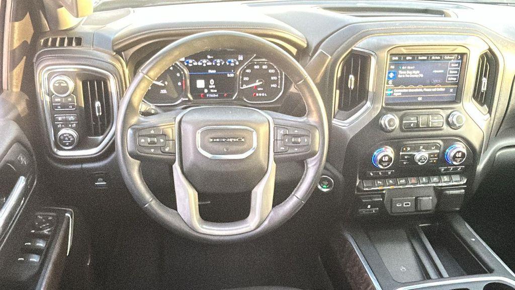 used 2021 GMC Sierra 1500 car, priced at $32,861