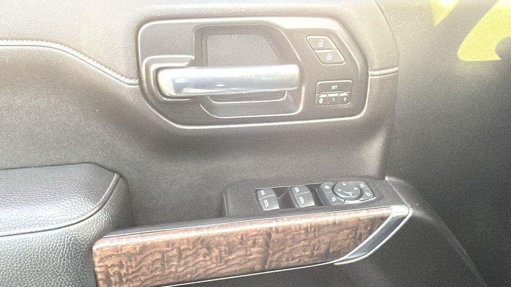 used 2021 GMC Sierra 1500 car, priced at $32,861