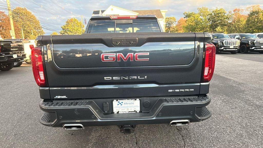 used 2021 GMC Sierra 1500 car, priced at $32,861