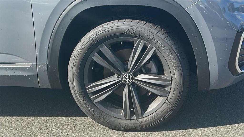 used 2021 Volkswagen Atlas Cross Sport car, priced at $19,997