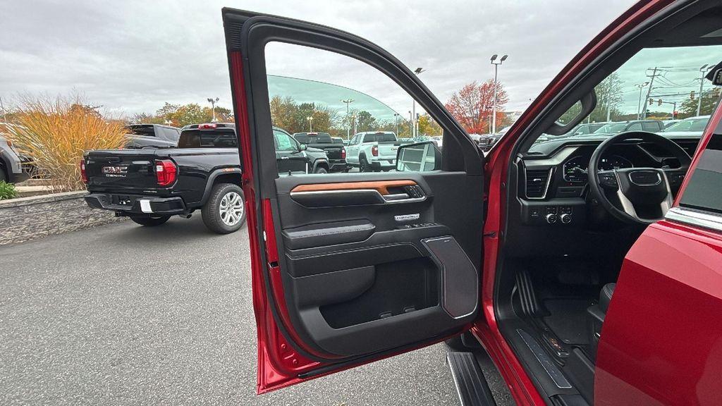 used 2022 GMC Sierra 1500 car, priced at $52,225