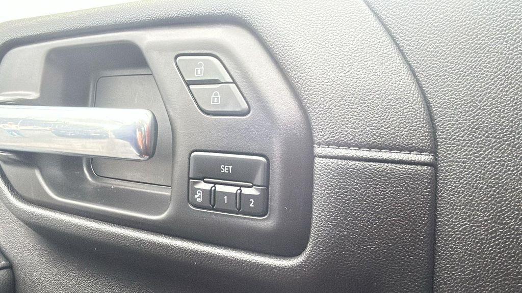 used 2020 GMC Sierra 1500 car, priced at $34,922