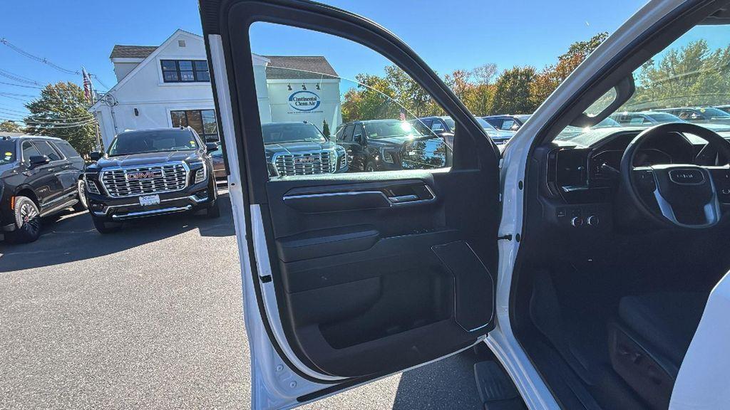 used 2024 GMC Sierra 1500 car, priced at $47,422