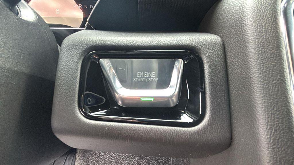 new 2025 GMC Yukon XL car, priced at $74,889