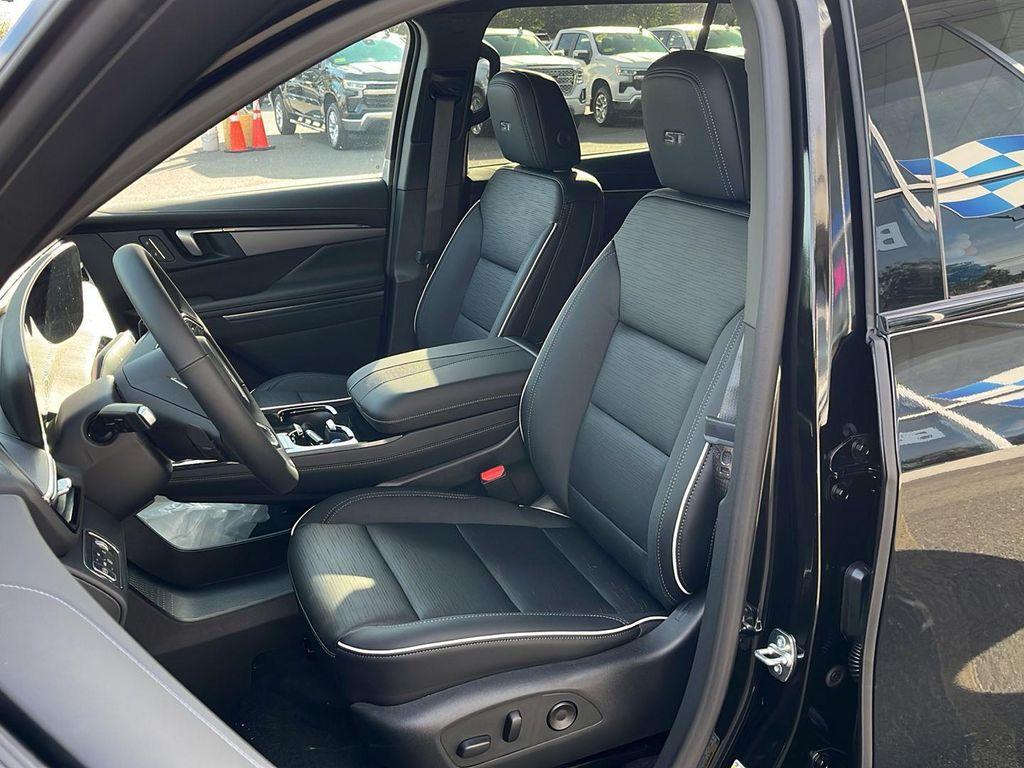 new 2026 Buick Enclave car, priced at $55,005