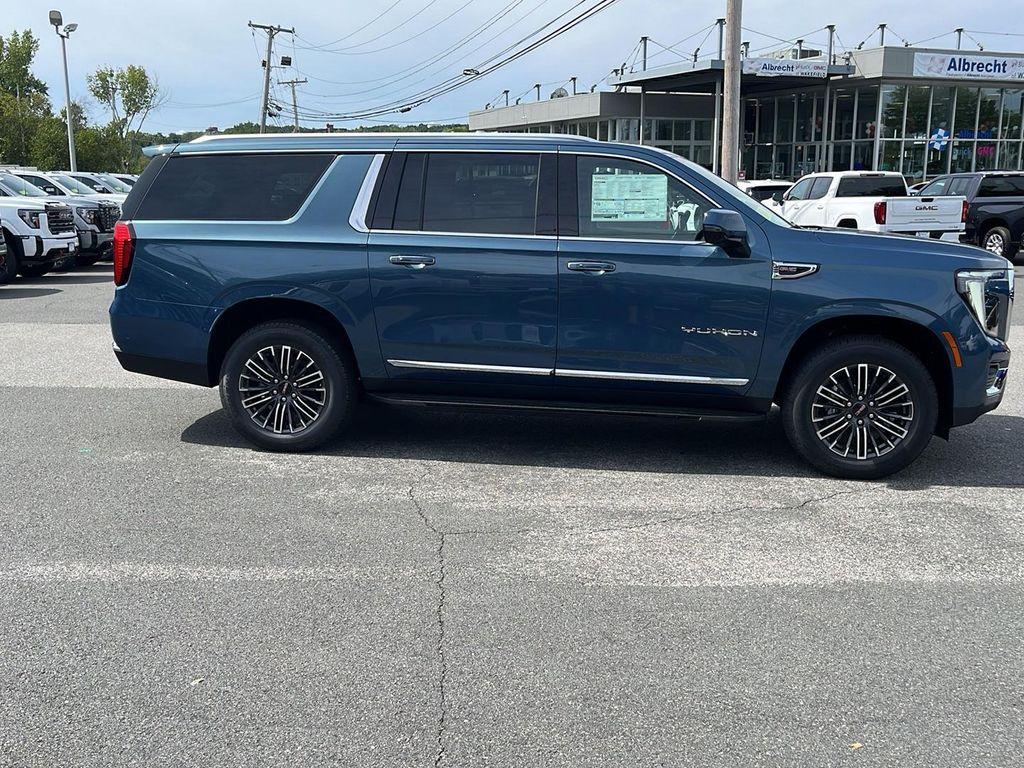new 2025 GMC Yukon XL car, priced at $76,833
