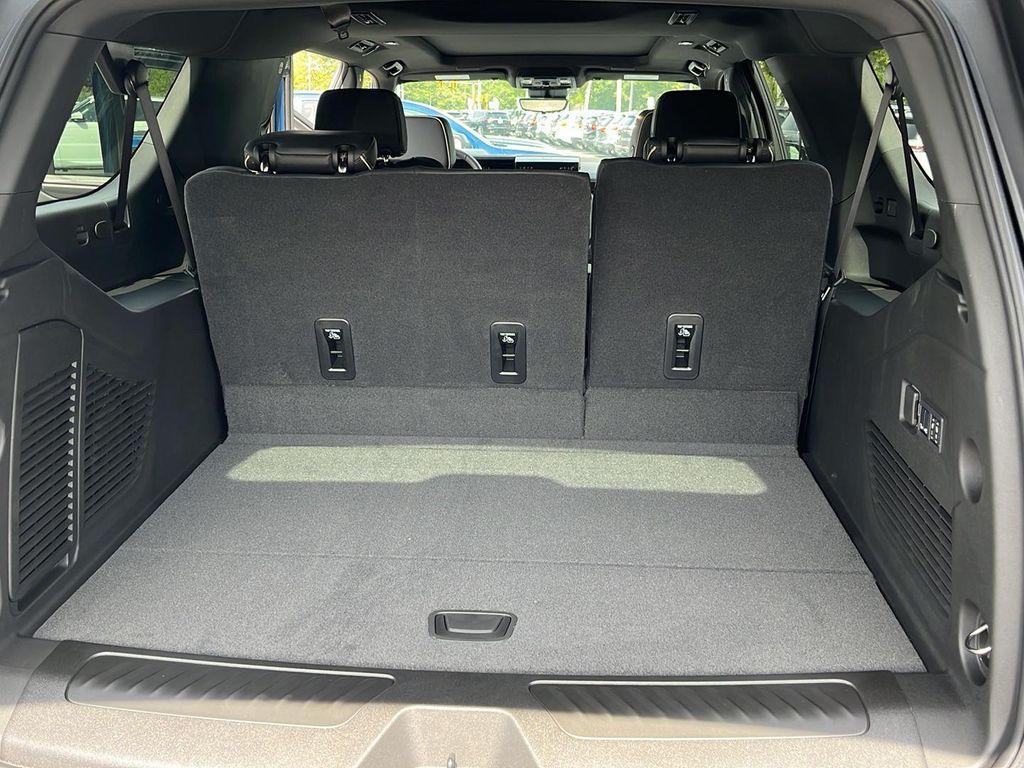 new 2025 GMC Yukon XL car, priced at $76,833