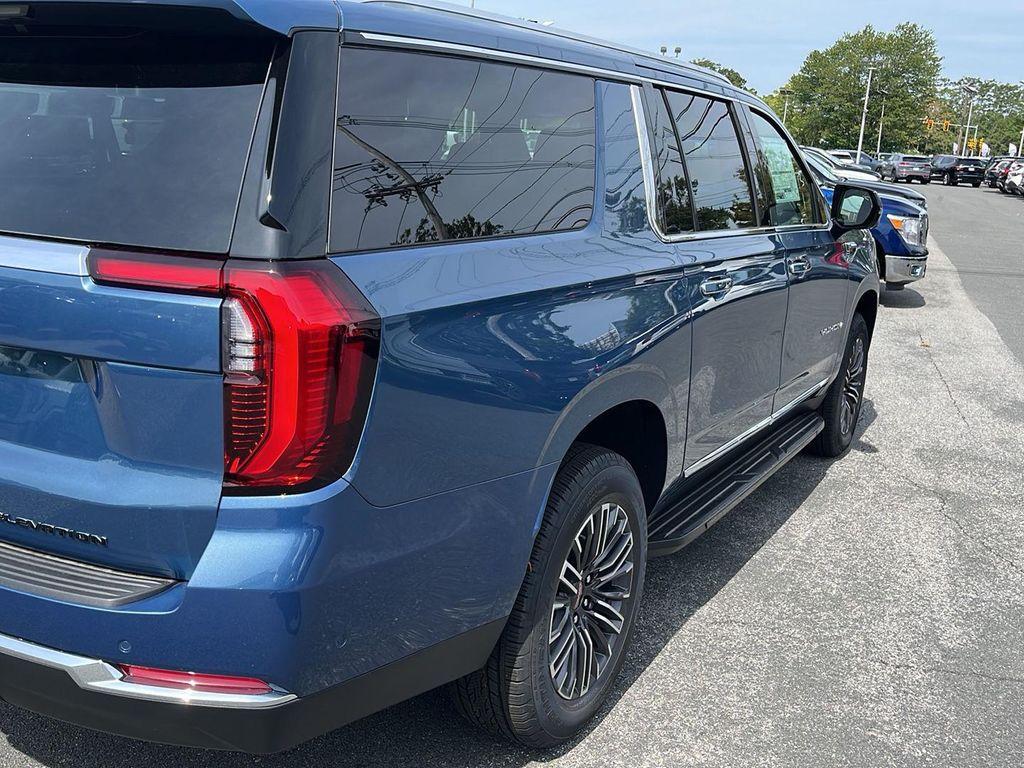new 2025 GMC Yukon XL car, priced at $76,833