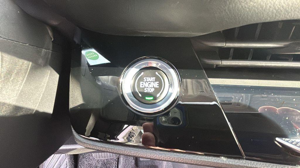 used 2025 Buick Envision car, priced at $43,497