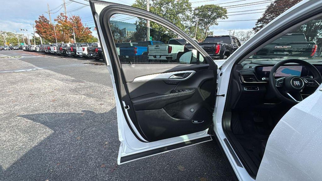 used 2025 Buick Envision car, priced at $43,497