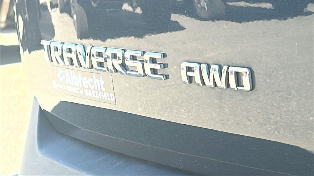 used 2019 Chevrolet Traverse car, priced at $17,873