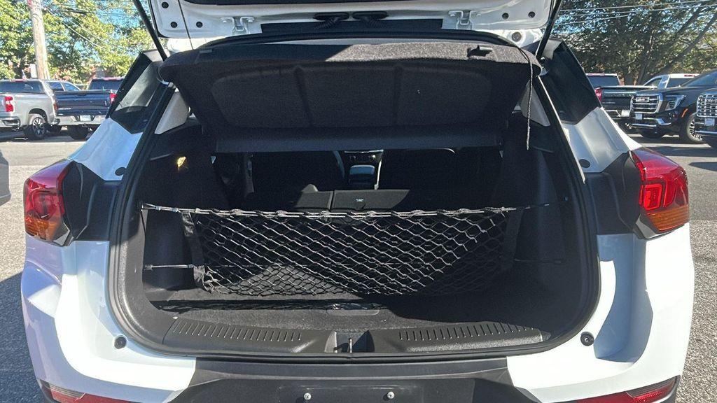 used 2025 Buick Encore GX car, priced at $23,987