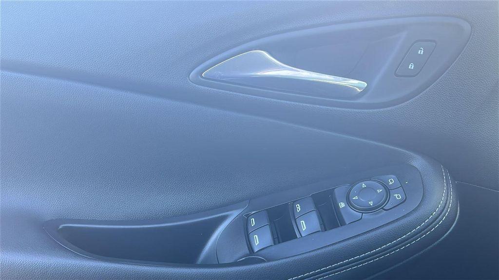 used 2025 Buick Encore GX car, priced at $23,987