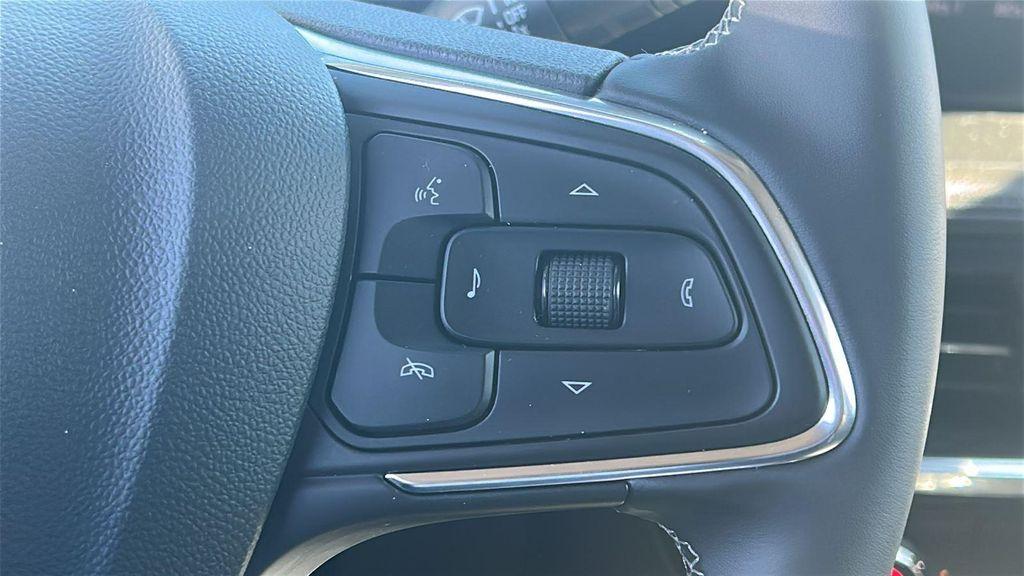 used 2025 Buick Encore GX car, priced at $23,987