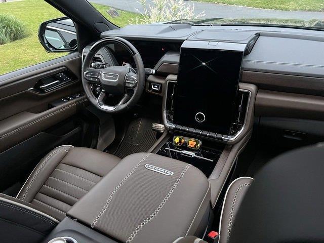 used 2025 GMC Yukon car, priced at $105,000
