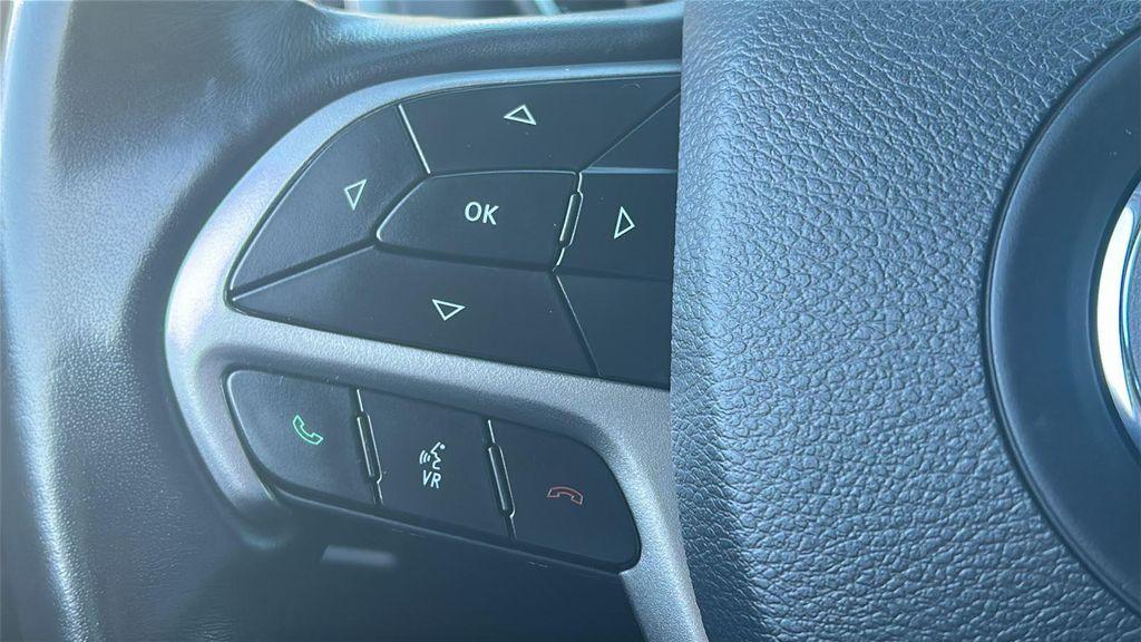 used 2019 Jeep Grand Cherokee car, priced at $21,723