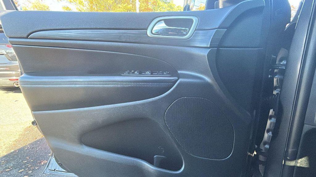 used 2019 Jeep Grand Cherokee car, priced at $21,723