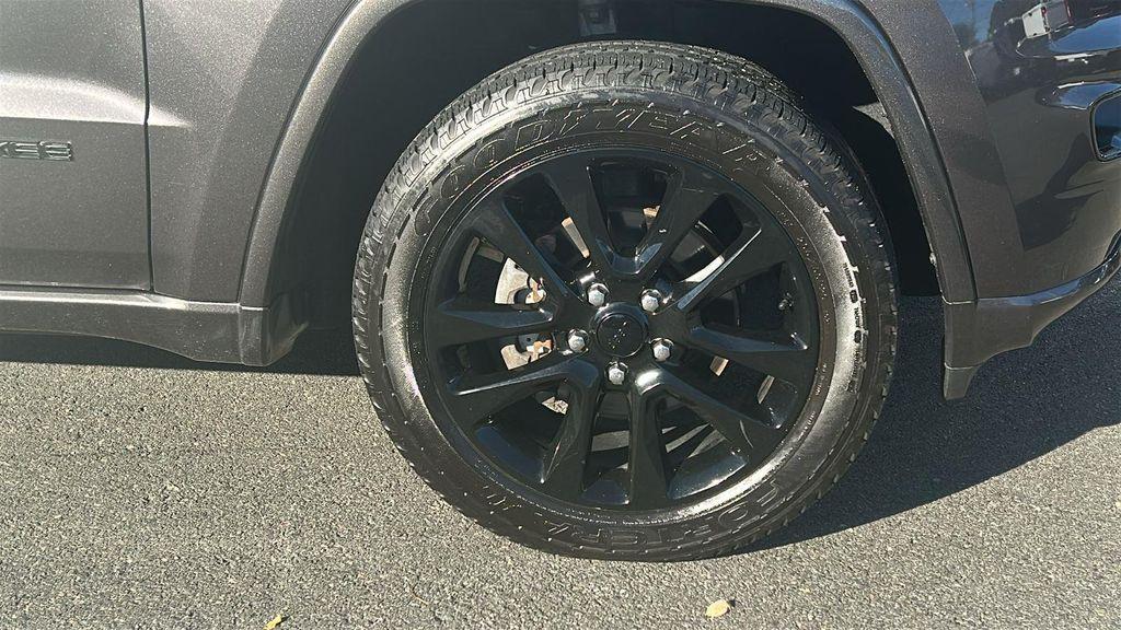 used 2019 Jeep Grand Cherokee car, priced at $21,723