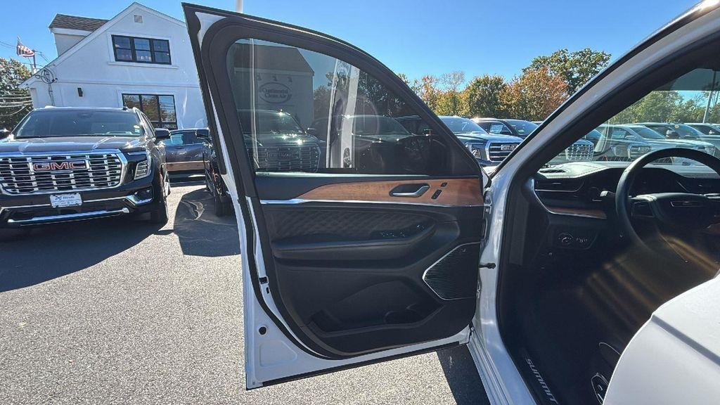 used 2022 Jeep Grand Cherokee L car, priced at $34,987