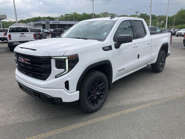 new 2025 GMC Sierra 1500 car, priced at $52,973