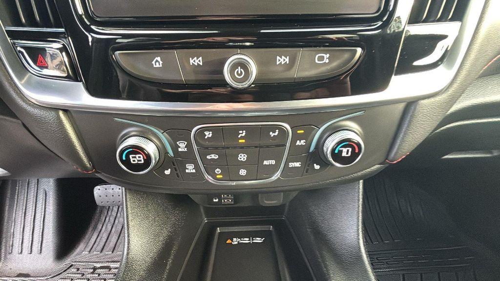 used 2024 Chevrolet Traverse car, priced at $39,477