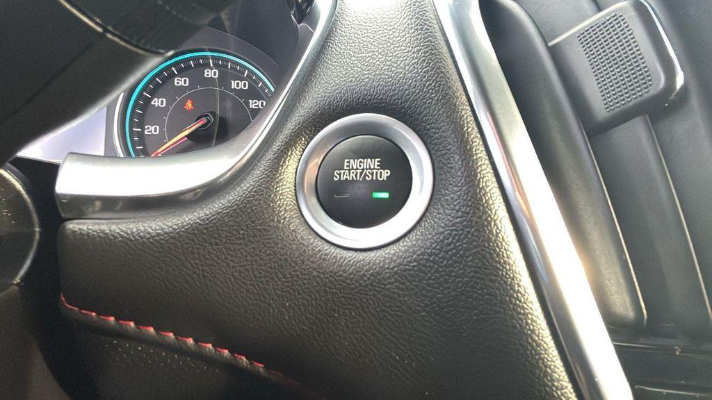 used 2024 Chevrolet Traverse car, priced at $39,477