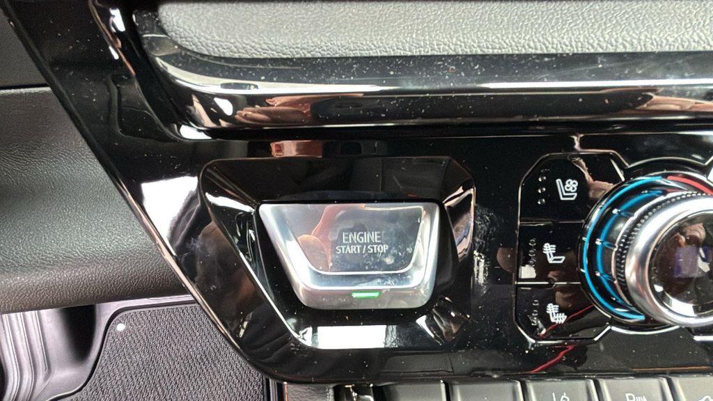 new 2026 GMC Sierra 2500 car, priced at $75,220