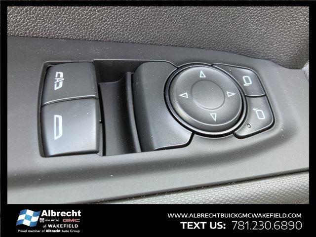 new 2025 GMC Sierra 1500 car, priced at $40,204