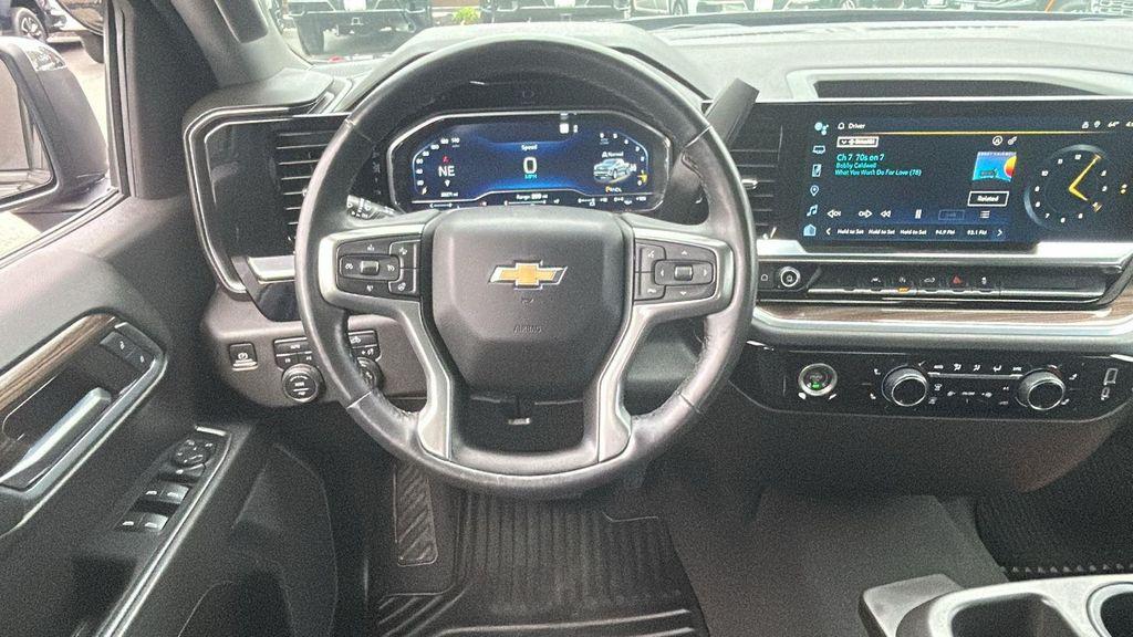 used 2022 Chevrolet Silverado 1500 car, priced at $35,487