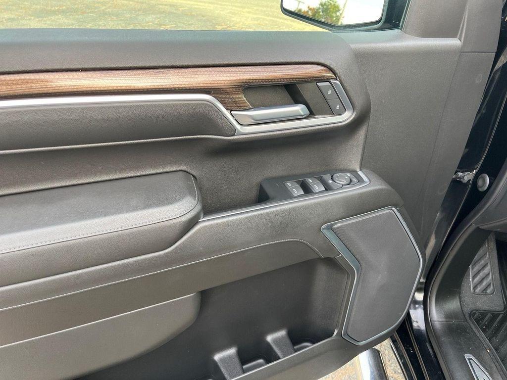 used 2022 Chevrolet Silverado 1500 car, priced at $36,992
