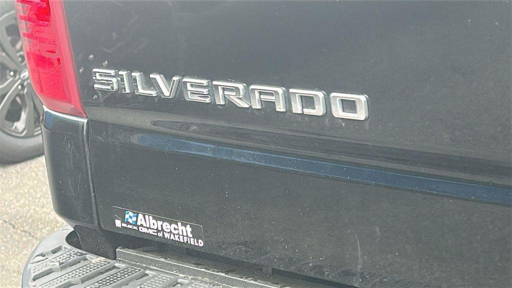 used 2022 Chevrolet Silverado 1500 car, priced at $35,487