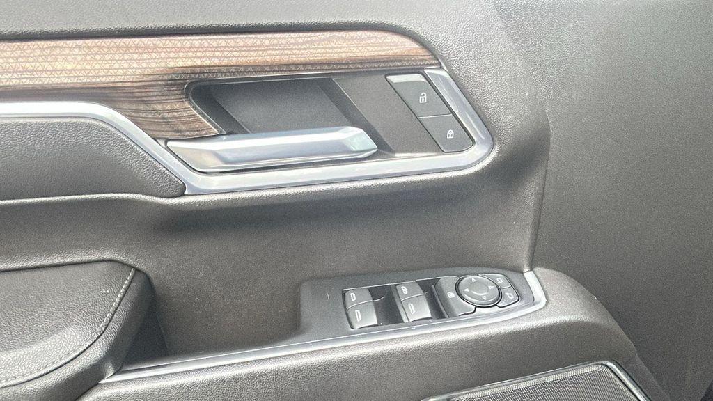 used 2022 Chevrolet Silverado 1500 car, priced at $35,487