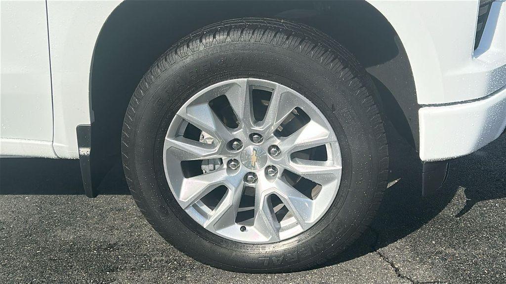 used 2022 Chevrolet Silverado 1500 car, priced at $34,821