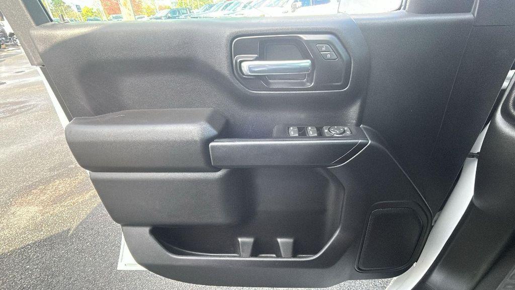 used 2022 Chevrolet Silverado 1500 car, priced at $34,821