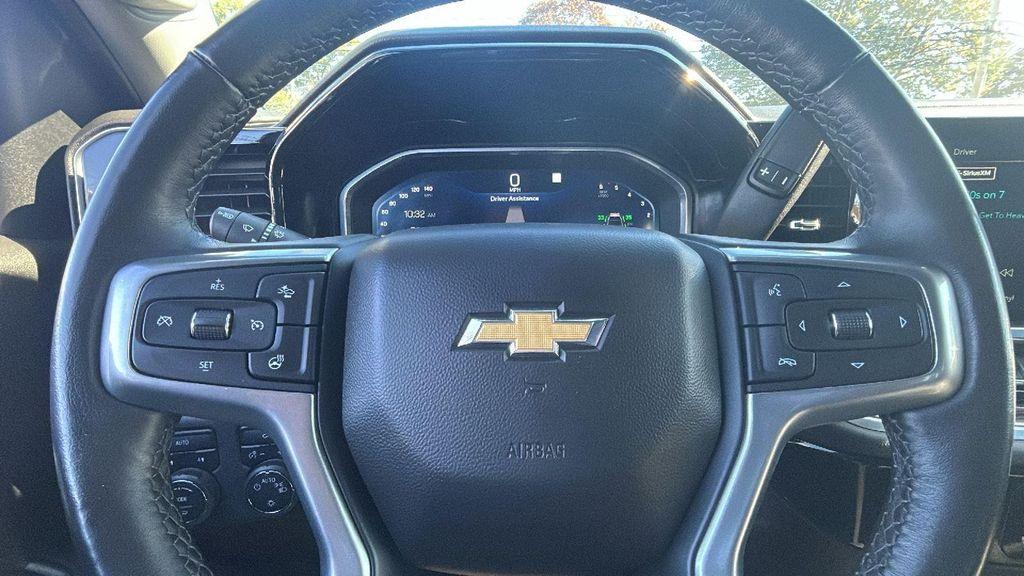 used 2022 Chevrolet Silverado 1500 car, priced at $37,566