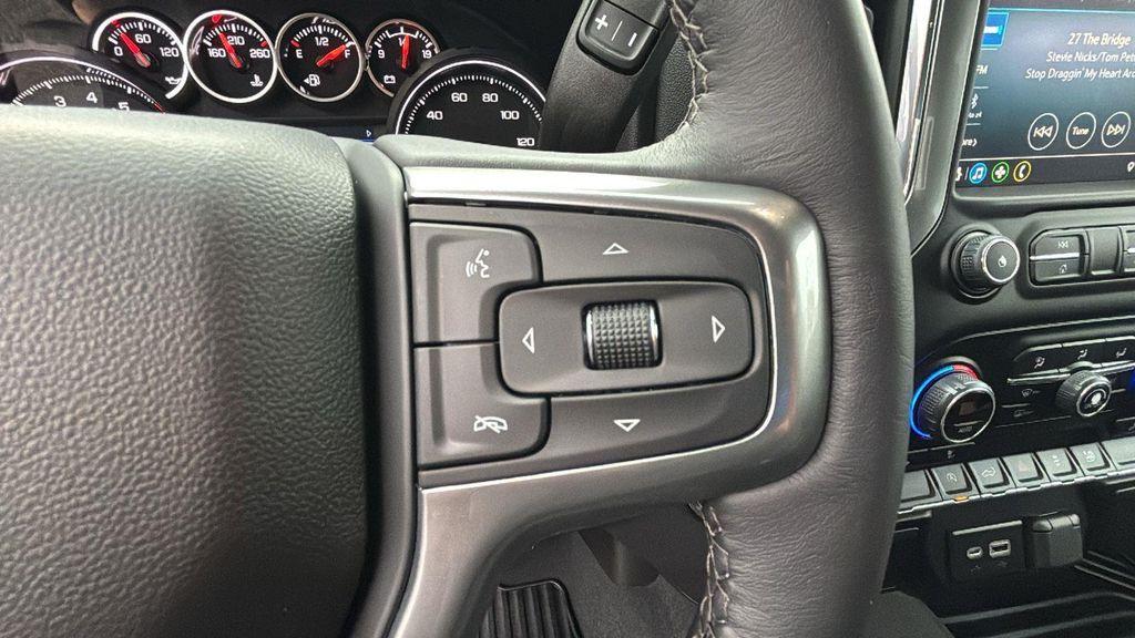 used 2022 Chevrolet Silverado 1500 car, priced at $33,621