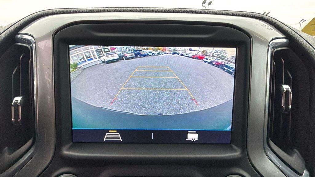 used 2022 Chevrolet Silverado 1500 car, priced at $33,621