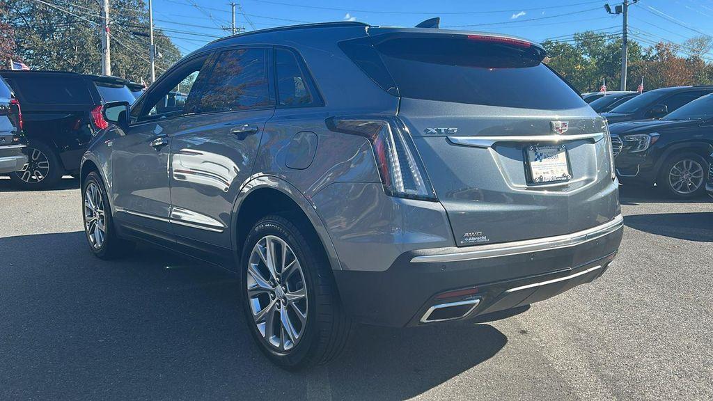 used 2021 Cadillac XT5 car, priced at $29,688