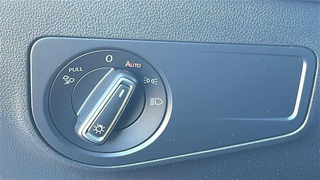 used 2022 Volkswagen Tiguan car, priced at $19,996