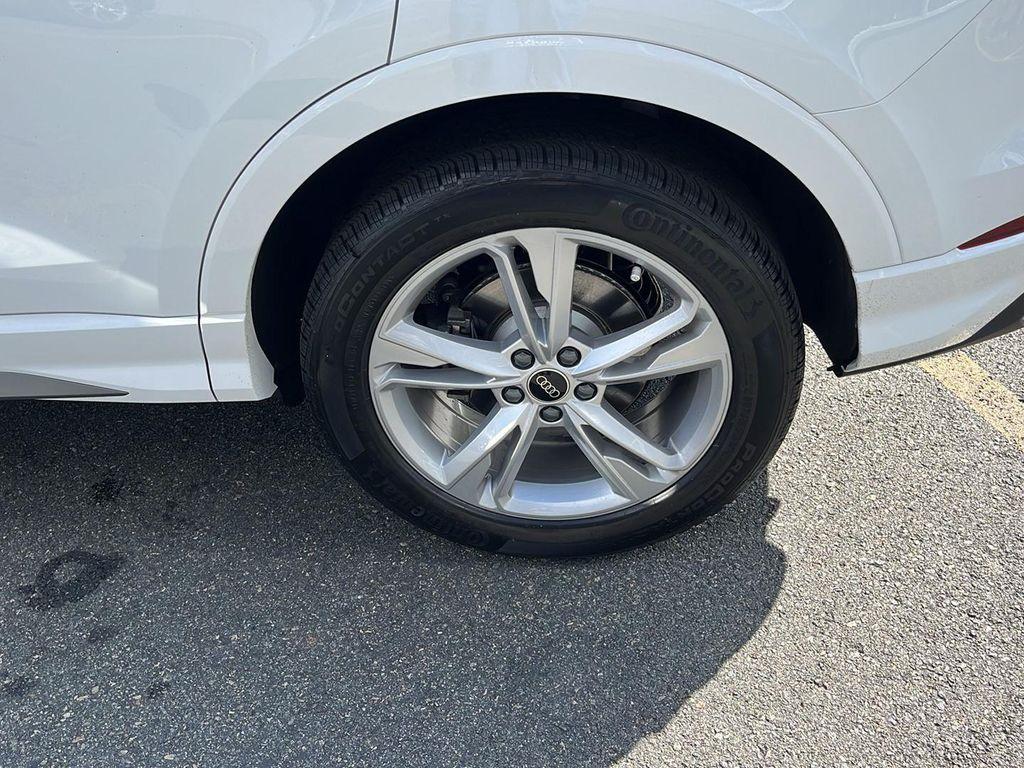 used 2024 Audi Q3 car, priced at $35,990