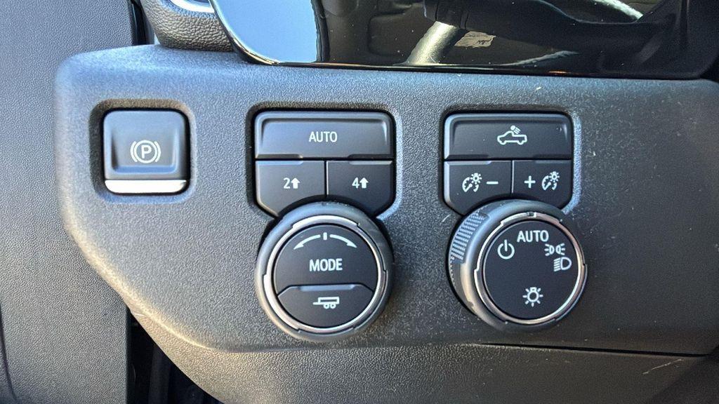 used 2022 Chevrolet Silverado 1500 car, priced at $34,381