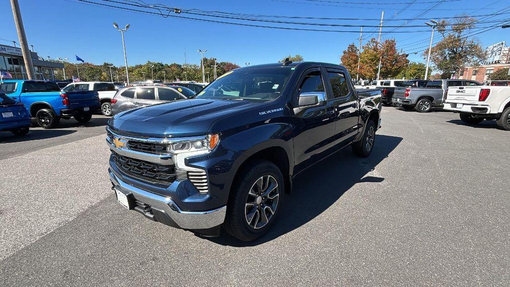 used 2022 Chevrolet Silverado 1500 car, priced at $34,381