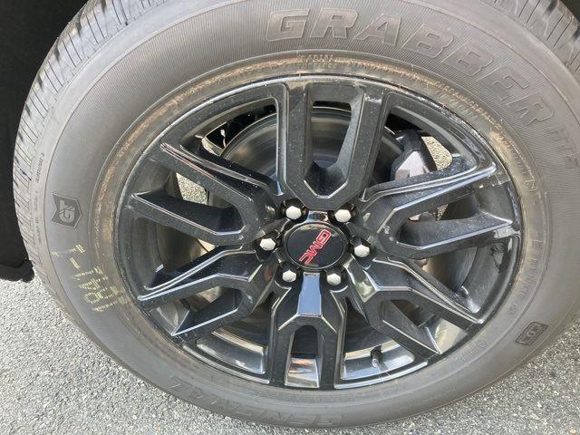 new 2025 GMC Sierra 1500 car, priced at $50,141