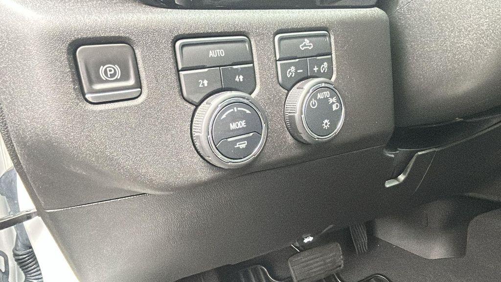 used 2022 Chevrolet Silverado 1500 car, priced at $37,451