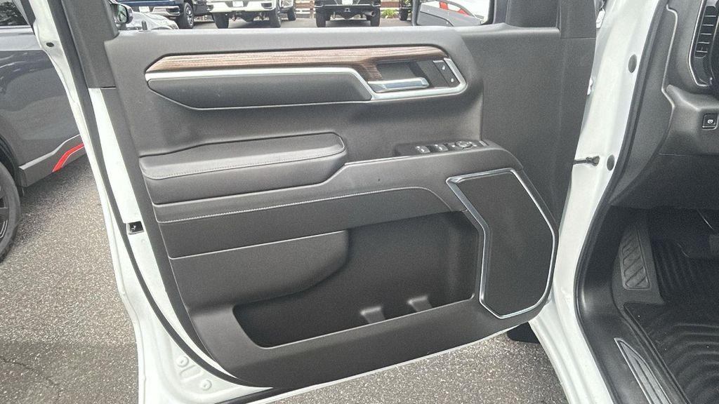 used 2022 Chevrolet Silverado 1500 car, priced at $37,451